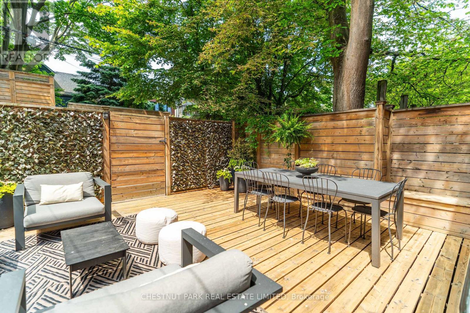 52 Bertmount Avenue, Toronto, Ontario  M4M 2X9 - Photo 16 - E13433684
