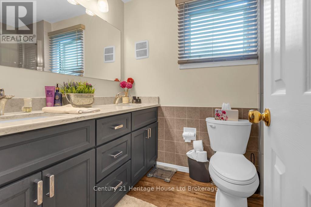 233 Diefenbaker Drive, Woodstock, Ontario  N4S 8K1 - Photo 22 - X13433334