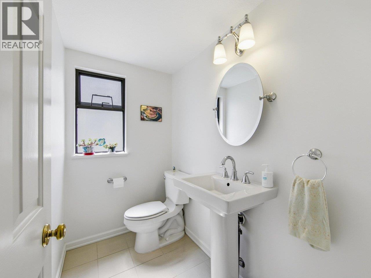 7440 Lawrence Drive, Burnaby, British Columbia  V5A 4G7 - Photo 25 - R3135029