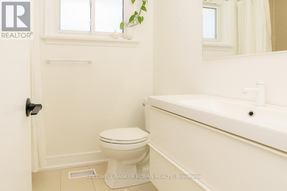 11 Pratt Road, Barrie, Ontario  L4M 2K9 - Photo 33 - S13433554
