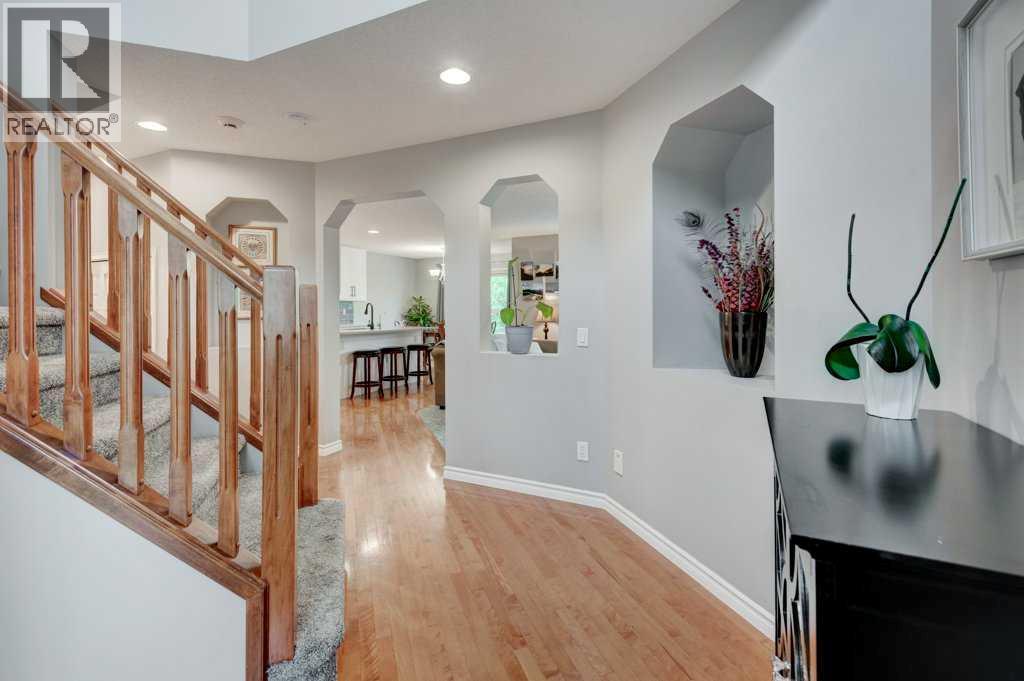 174 Brightondale Crescent Se, Calgary, Alberta  T2Z 4K1 - Photo 2 - A2316940