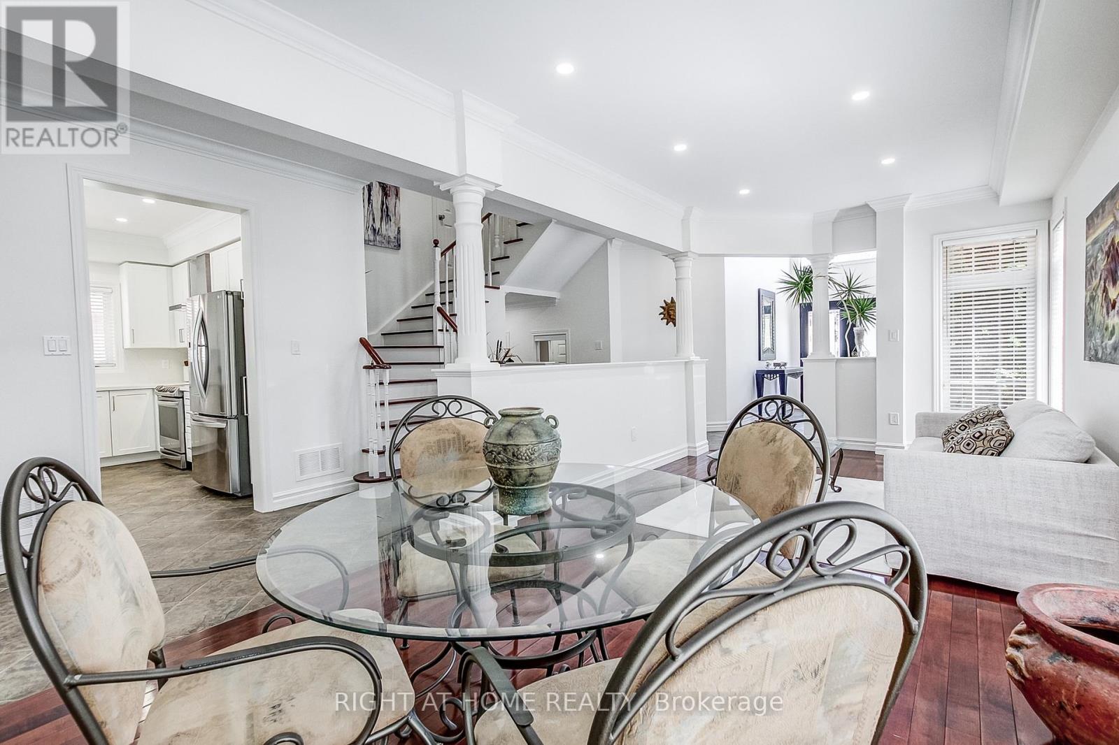481 Heath Street, Oakville, Ontario  L6H 6N8 - Photo 12 - W13433390