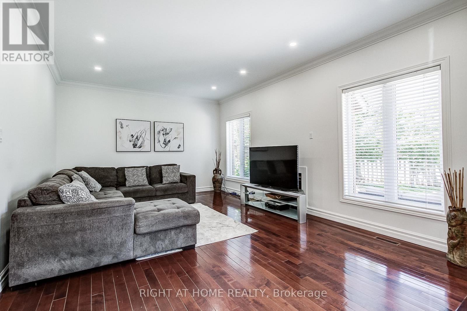 481 Heath Street, Oakville, Ontario  L6H 6N8 - Photo 21 - W13433390