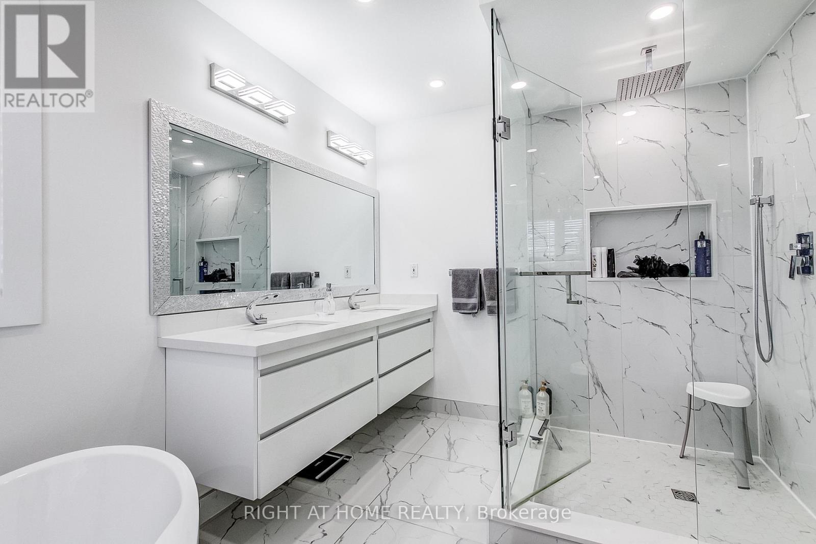 481 Heath Street, Oakville, Ontario  L6H 6N8 - Photo 38 - W13433390