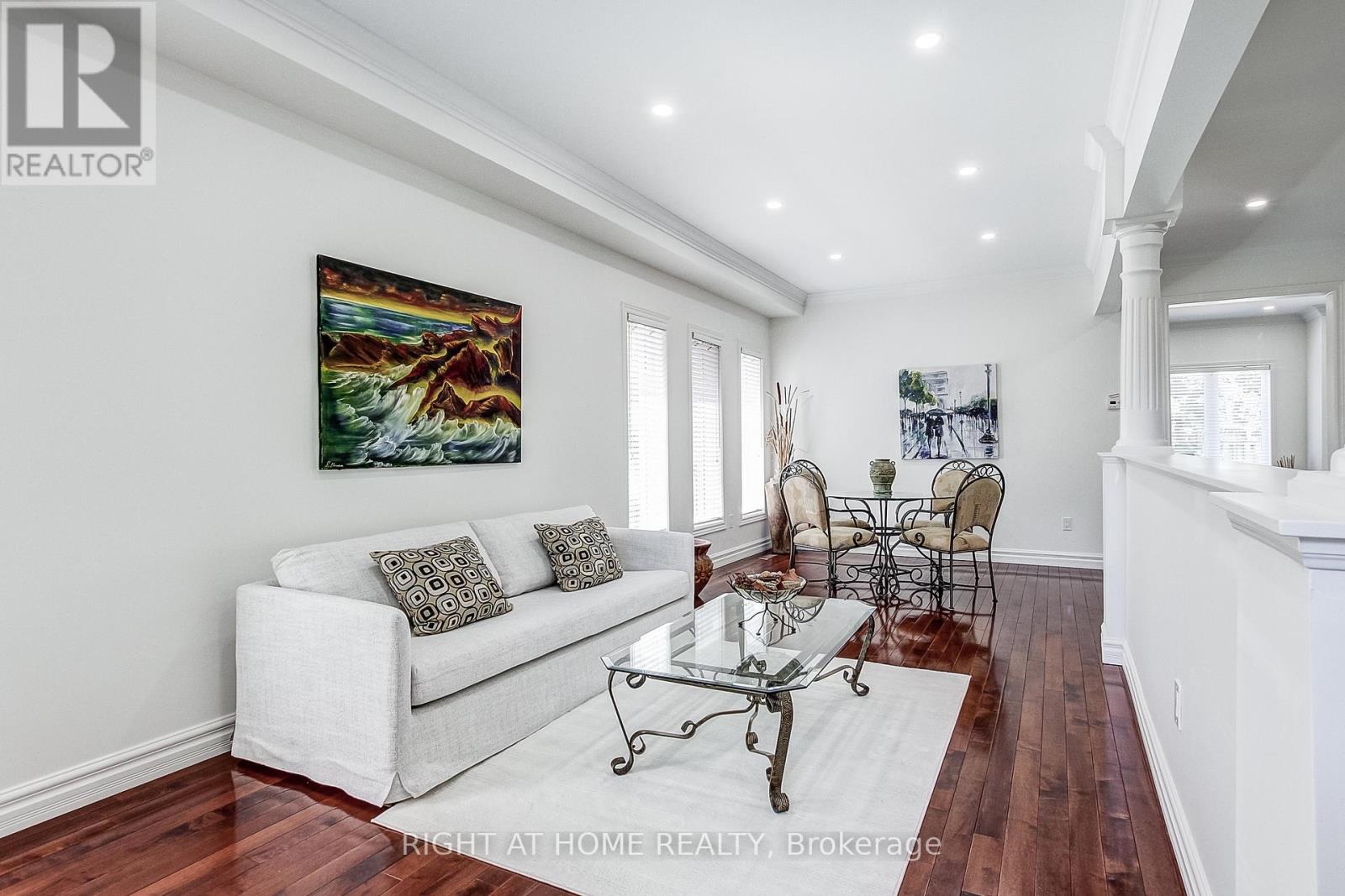 481 Heath Street, Oakville, Ontario  L6H 6N8 - Photo 9 - W13433390