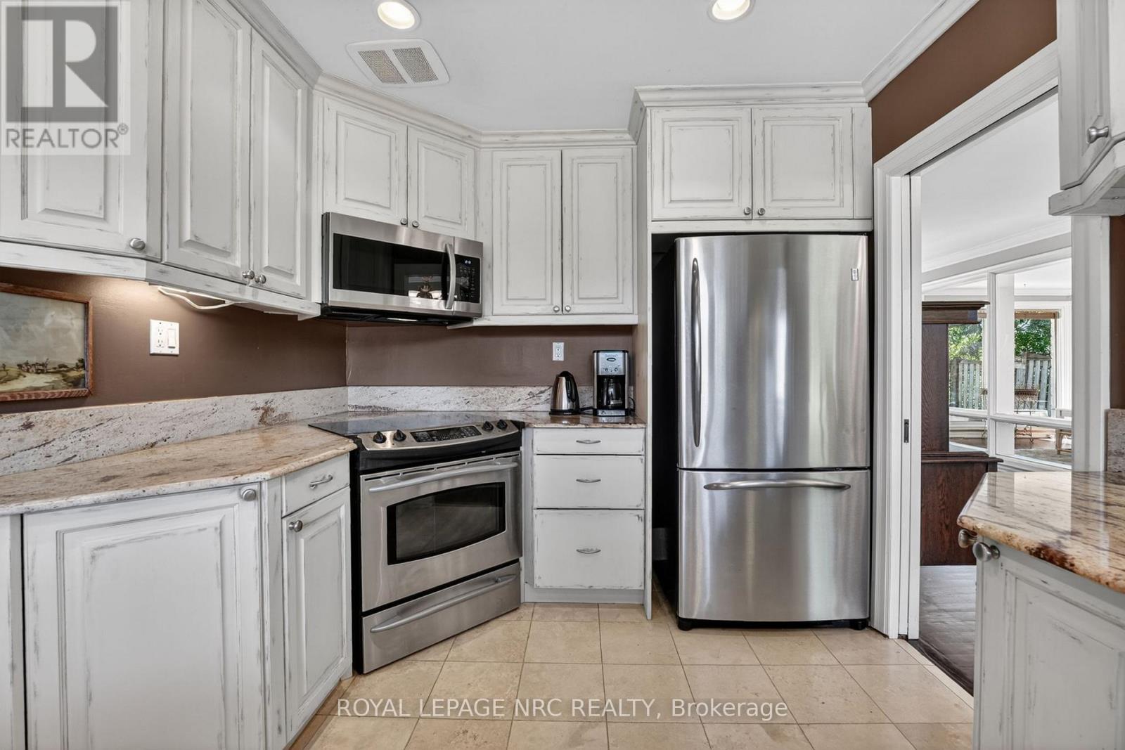 2158 Fowler Lane, Mississauga, Ontario  L5K 1B8 - Photo 10 - W13433456