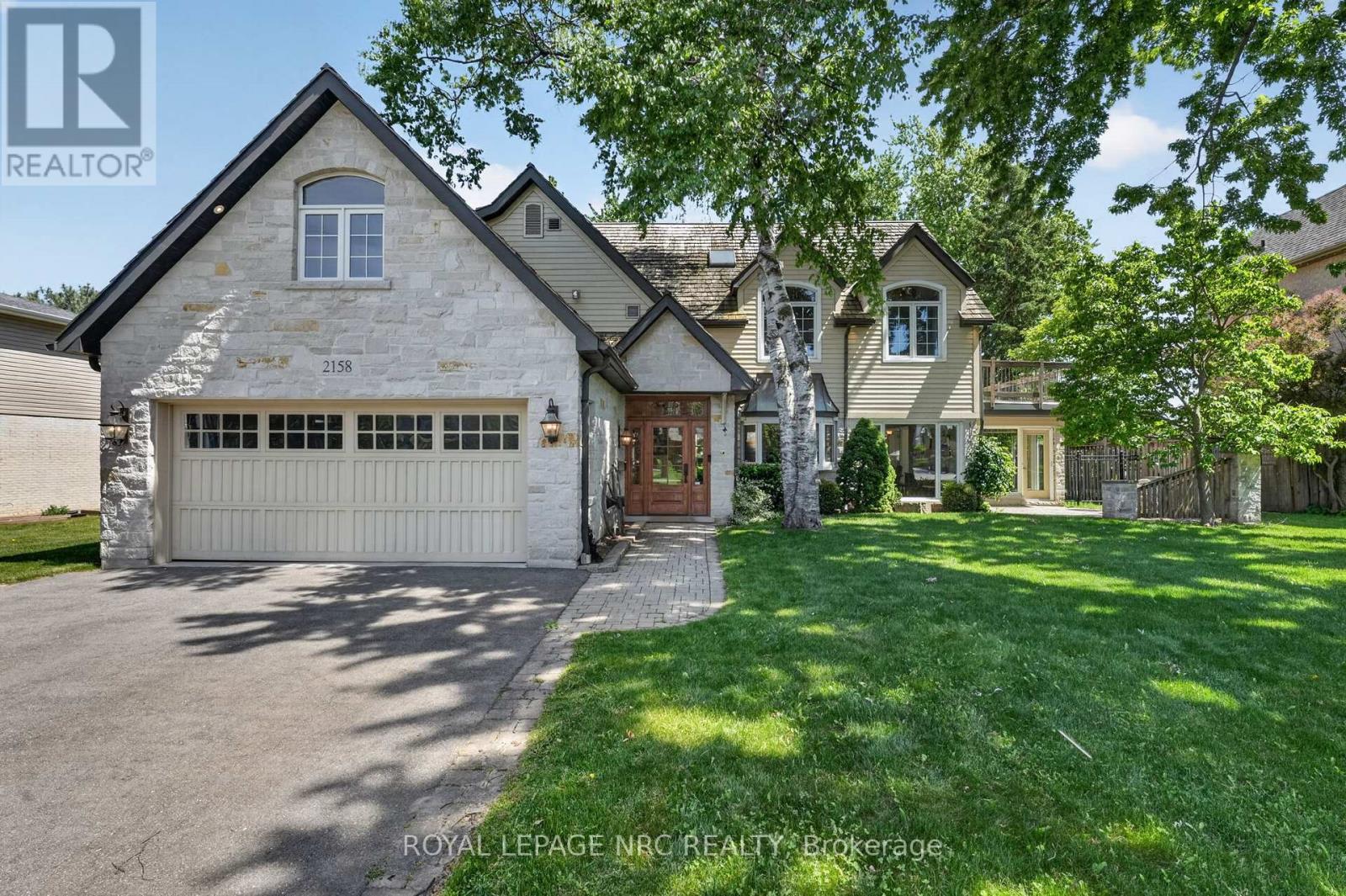 2158 Fowler Lane, Mississauga, Ontario  L5K 1B8 - Photo 2 - W13433456