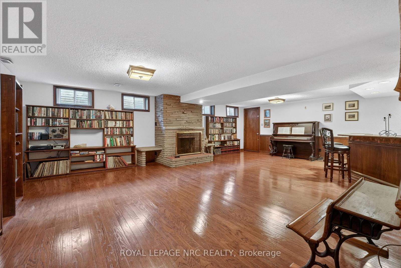 2158 Fowler Lane, Mississauga, Ontario  L5K 1B8 - Photo 40 - W13433456