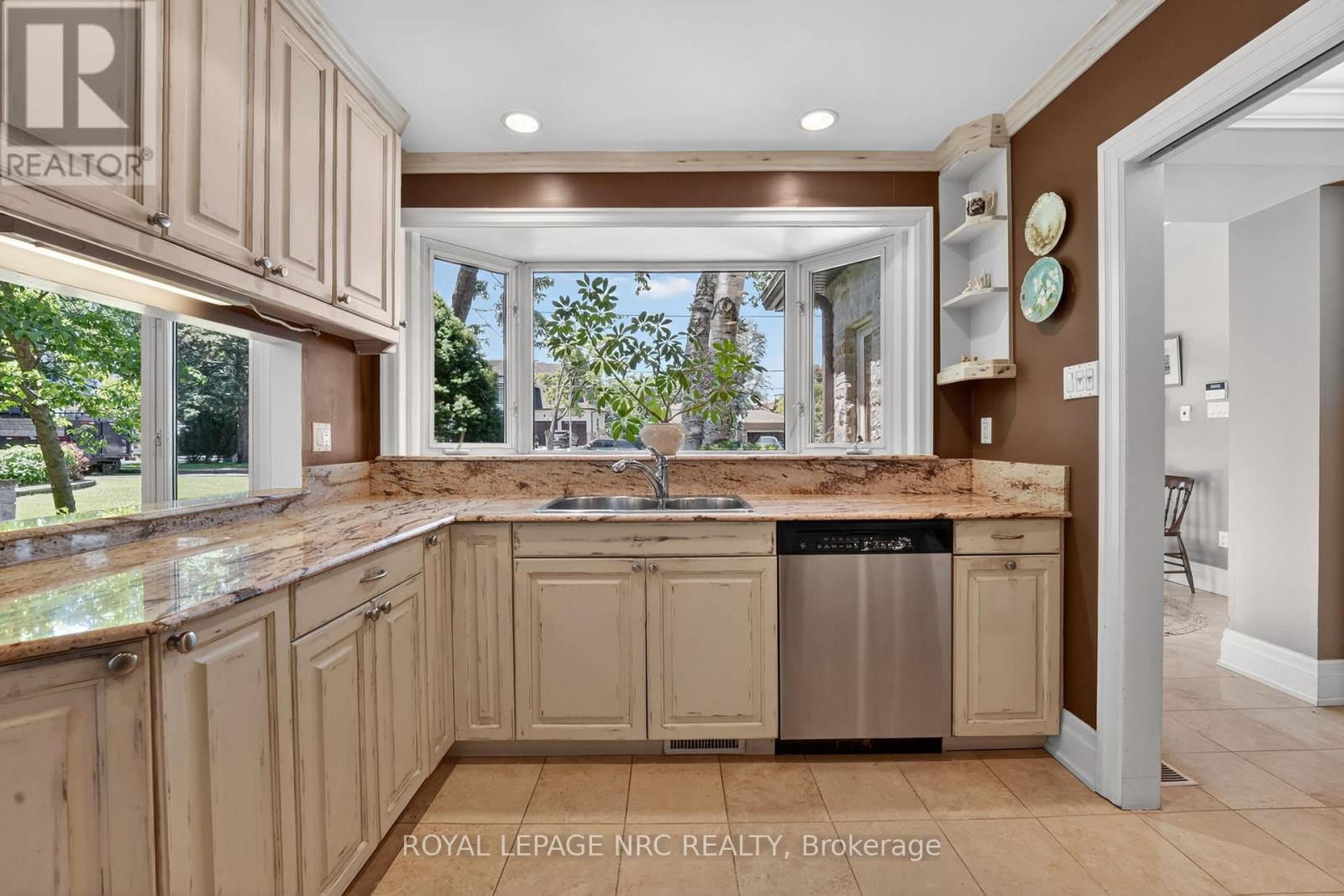 2158 Fowler Lane, Mississauga, Ontario  L5K 1B8 - Photo 9 - W13433456