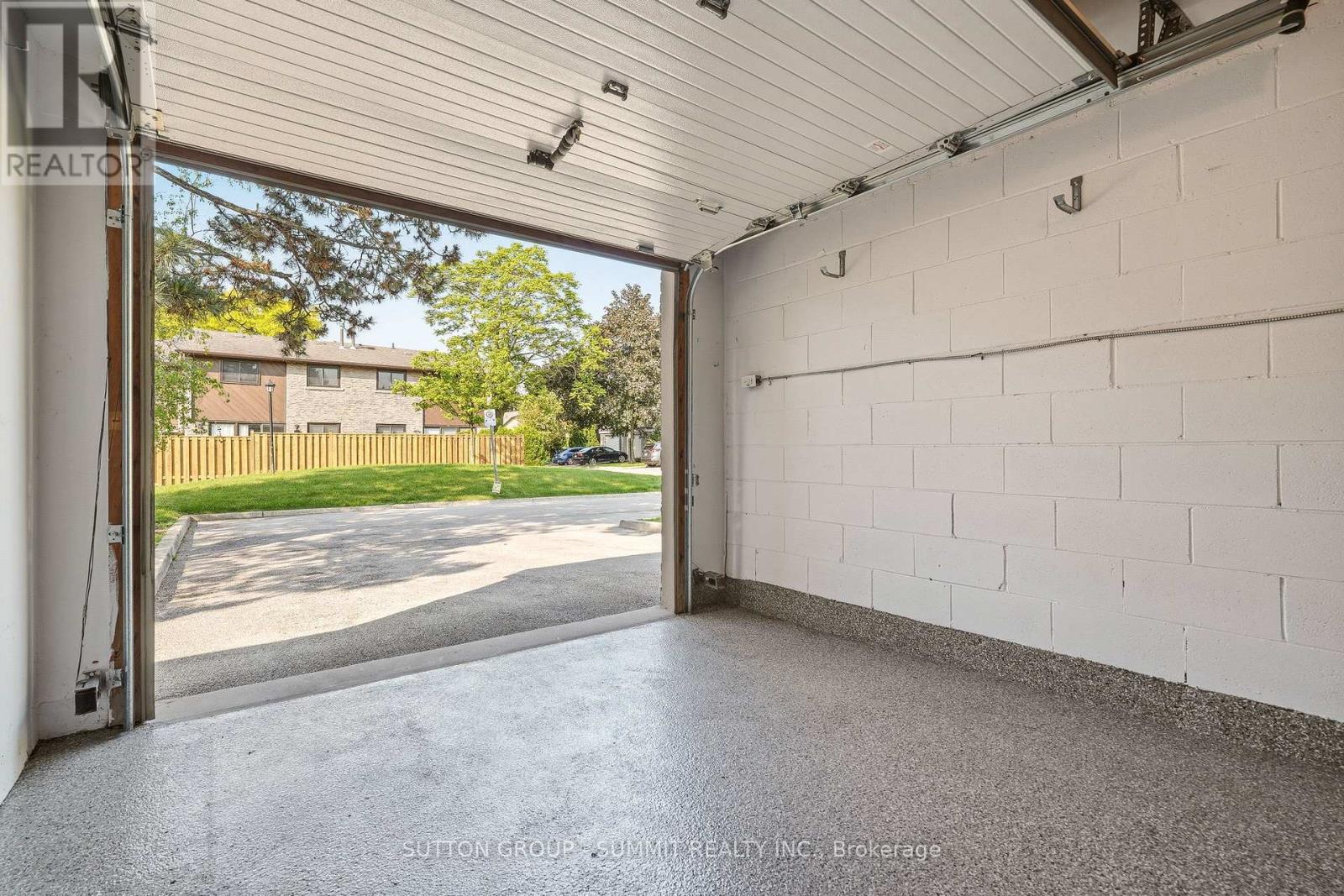 570 Forestwood Crescent, Burlington, Ontario  L7L 4K3 - Photo 23 - W13433486