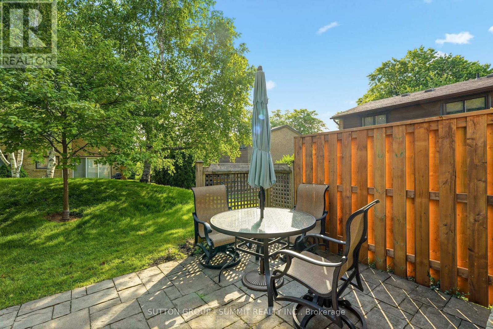 570 Forestwood Crescent, Burlington, Ontario  L7L 4K3 - Photo 28 - W13433486