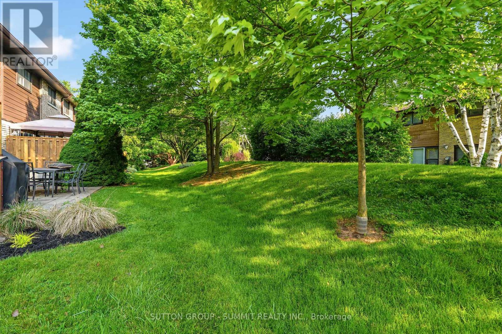 570 Forestwood Crescent, Burlington, Ontario  L7L 4K3 - Photo 30 - W13433486