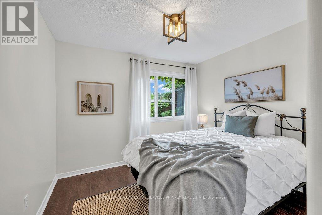 2527 Mainroyal Street, Mississauga, Ontario  L5L 1E1 - Photo 18 - W13433518