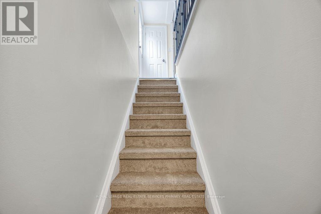 2527 Mainroyal Street, Mississauga, Ontario  L5L 1E1 - Photo 20 - W13433518