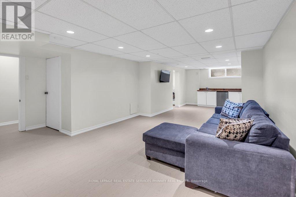 2527 Mainroyal Street, Mississauga, Ontario  L5L 1E1 - Photo 22 - W13433518