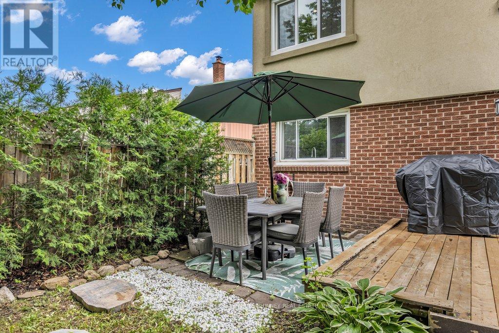2527 Mainroyal Street, Mississauga, Ontario  L5L 1E1 - Photo 27 - W13433518