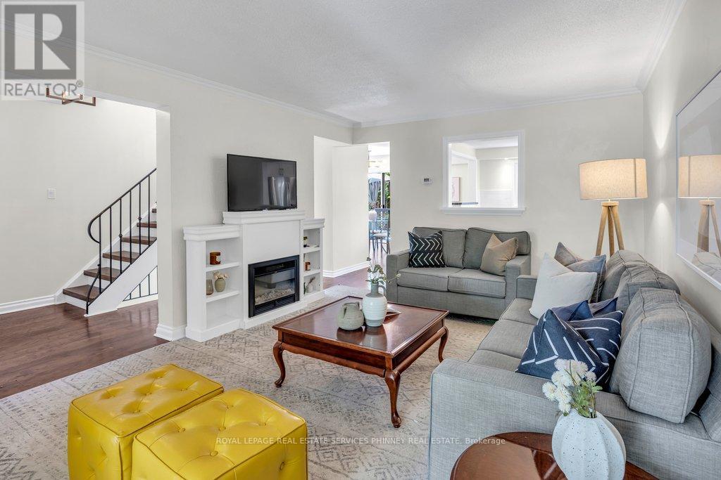 2527 Mainroyal Street, Mississauga, Ontario  L5L 1E1 - Photo 6 - W13433518