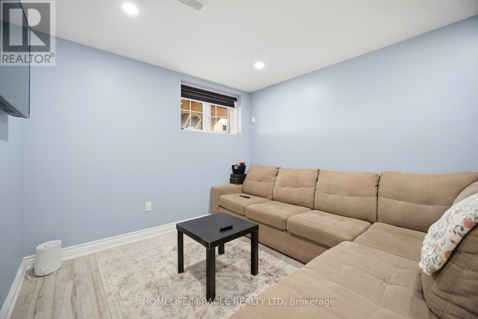 94 Mincing Trail, Brampton, Ontario  L7A 4S9 - Photo 28 - W13433660