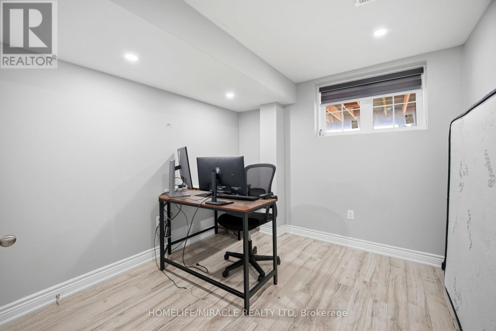 94 Mincing Trail, Brampton, Ontario  L7A 4S9 - Photo 32 - W13433660