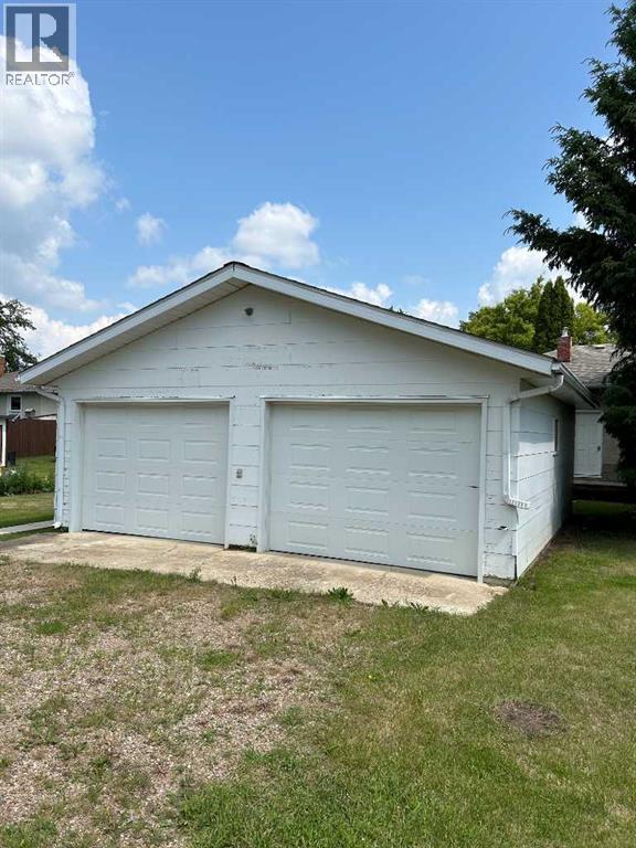 4708 49 Street, Myrnam, Alberta T0B 3K0 - Photo 4 - A2318480