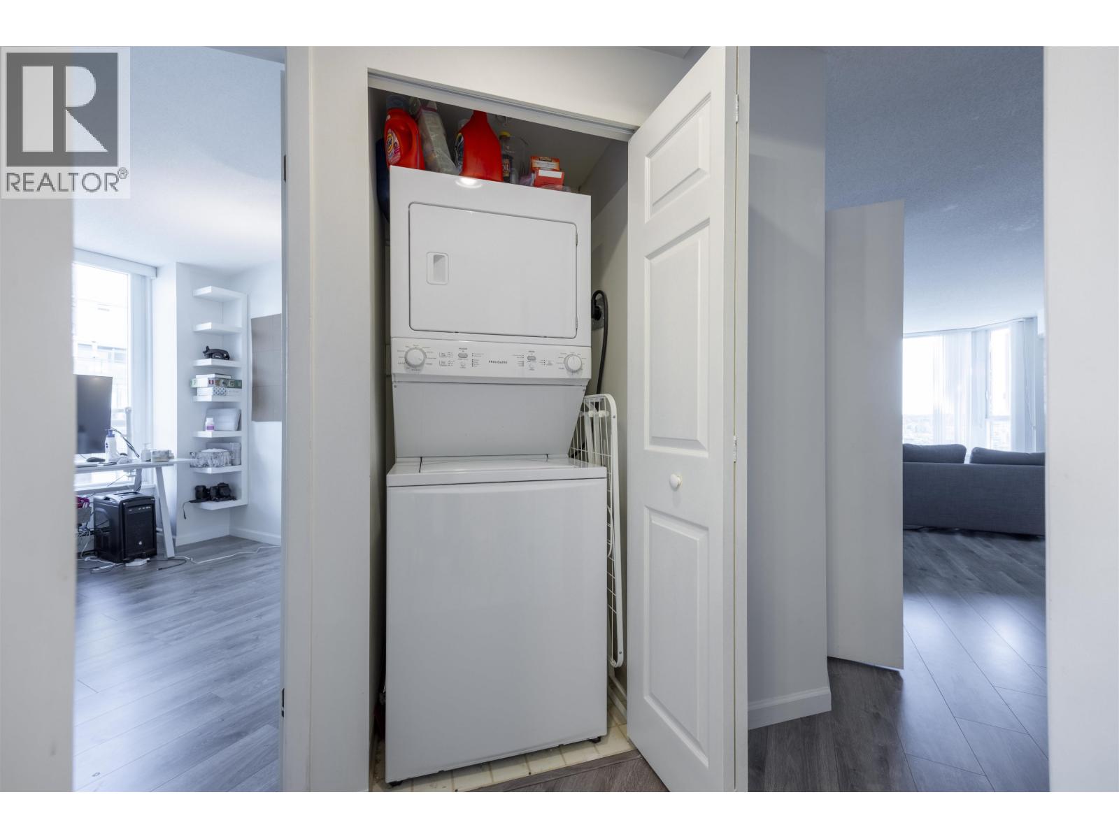 2505 388 Drake Street, Vancouver, British Columbia  V6B 6A8 - Photo 11 - R3134834