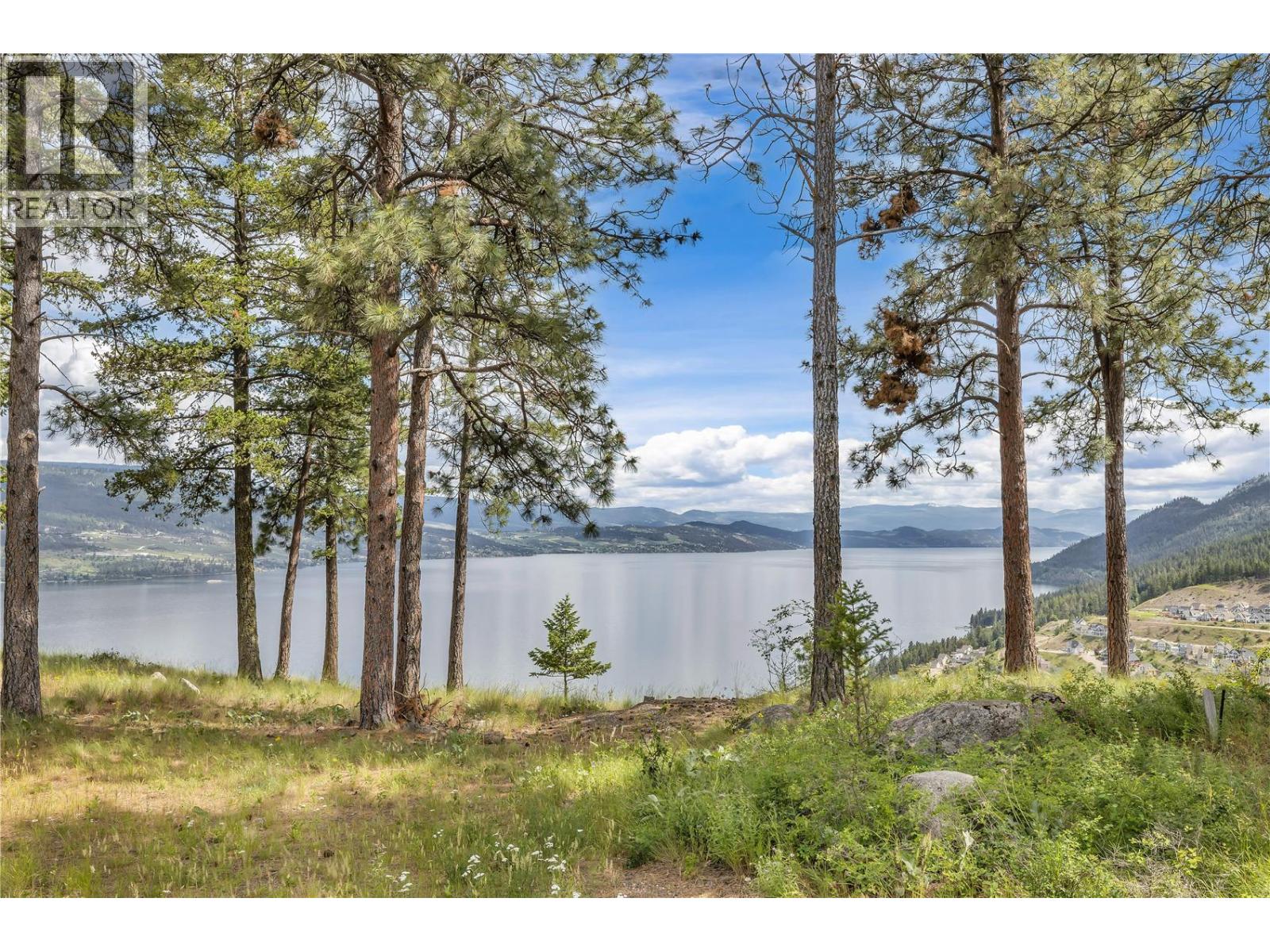 7210 Dunwaters Road, Kelowna, British Columbia  V1Z 3W5 - Photo 5 - 10390559