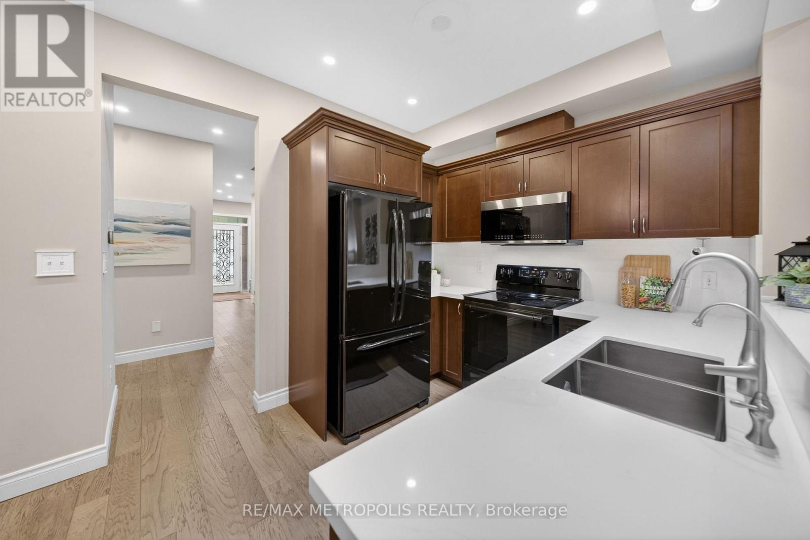 4 Cole Street, Hamilton, Ontario  L8B 0R2 - Photo 21 - X13433494