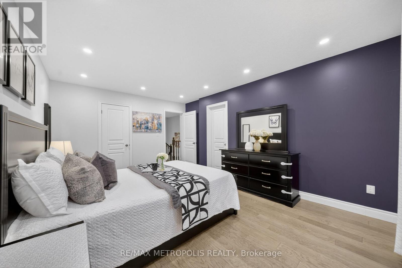 4 Cole Street, Hamilton, Ontario  L8B 0R2 - Photo 31 - X13433494