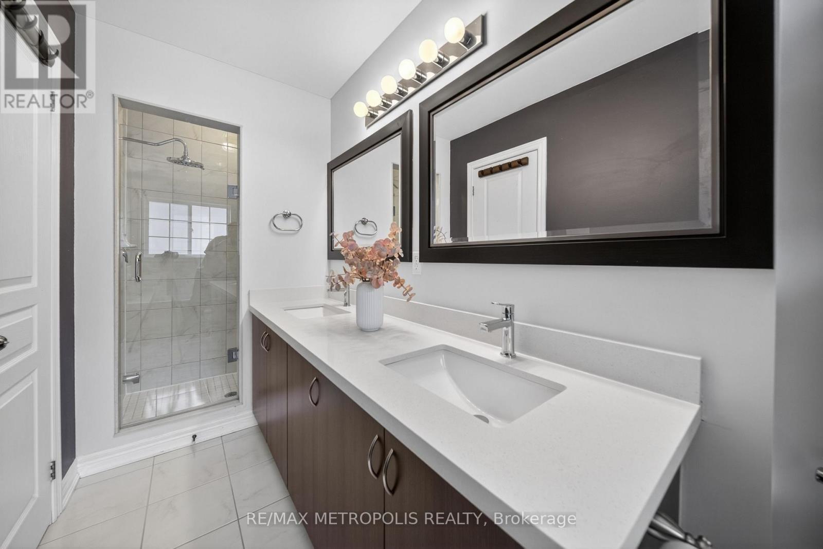 4 Cole Street, Hamilton, Ontario  L8B 0R2 - Photo 34 - X13433494