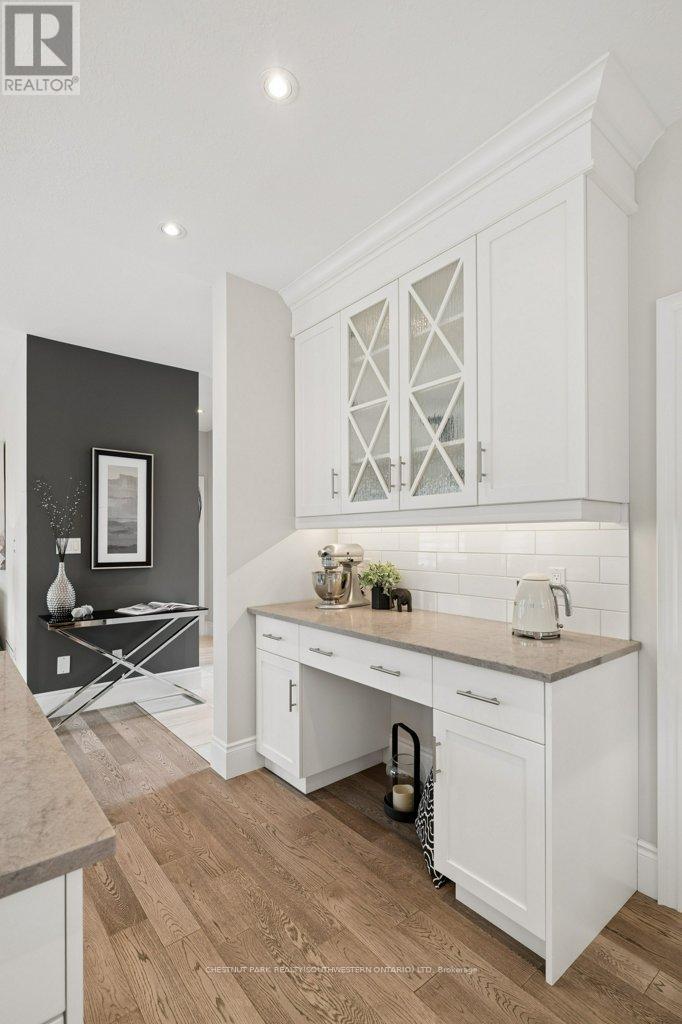 518 Preakness Street, Waterloo, Ontario  N2K 0C1 - Photo 17 - X13433564