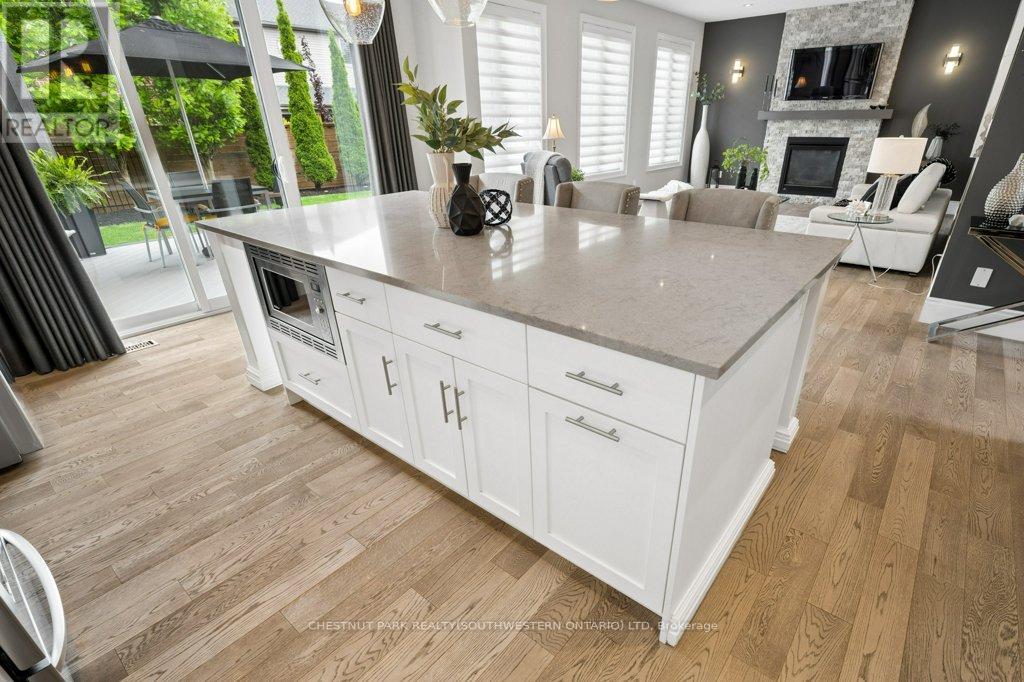 518 Preakness Street, Waterloo, Ontario  N2K 0C1 - Photo 18 - X13433564