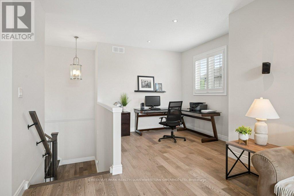 518 Preakness Street, Waterloo, Ontario  N2K 0C1 - Photo 28 - X13433564