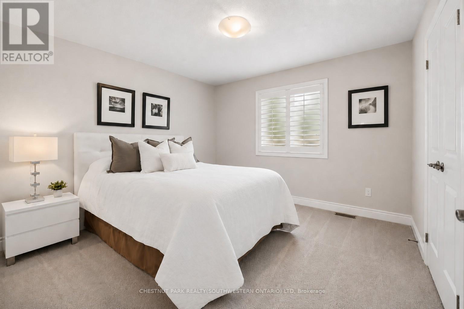 518 Preakness Street, Waterloo, Ontario  N2K 0C1 - Photo 35 - X13433564