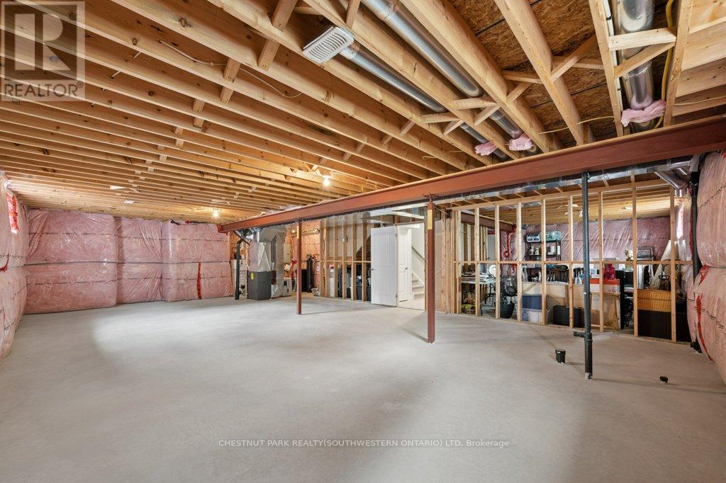 518 Preakness Street, Waterloo, Ontario  N2K 0C1 - Photo 46 - X13433564