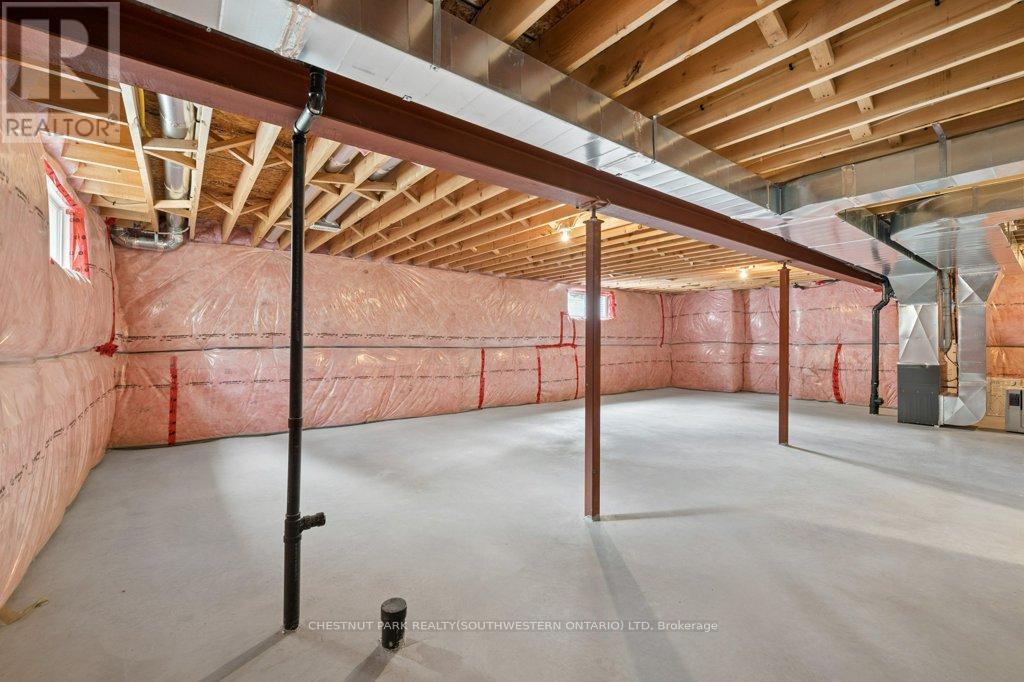 518 Preakness Street, Waterloo, Ontario  N2K 0C1 - Photo 47 - X13433564