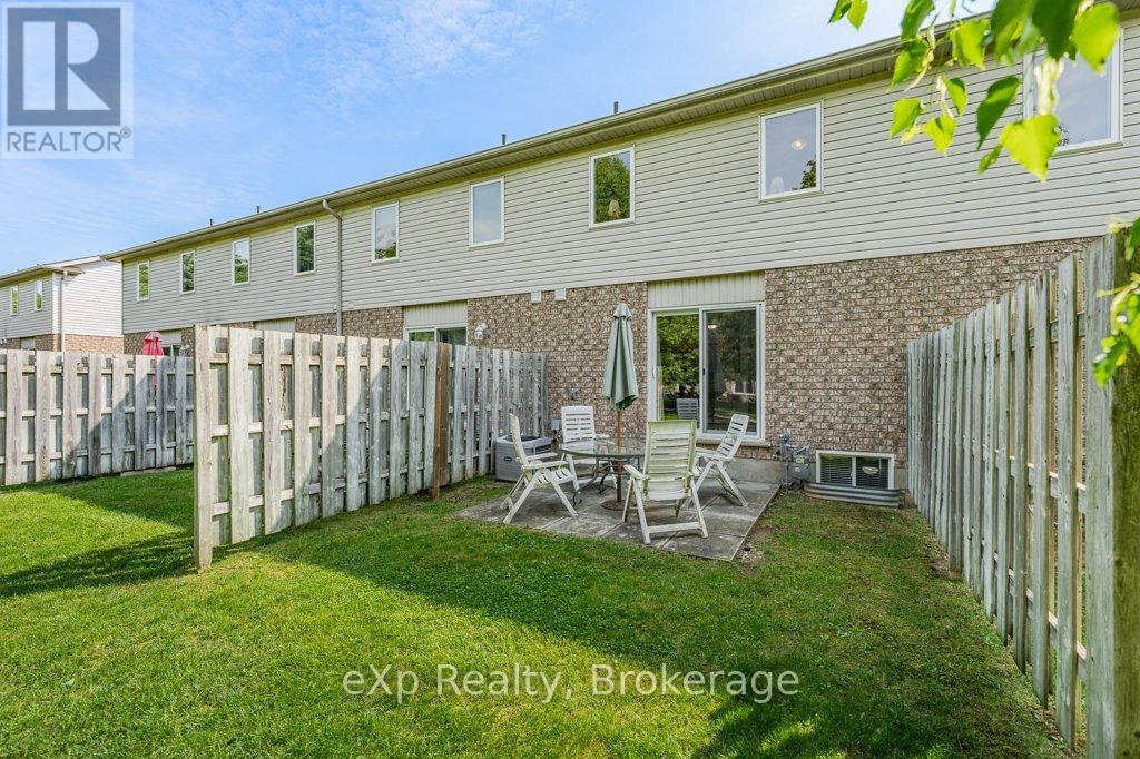44 - 35 Roehampton Crescent, Guelph, Ontario  N1L 1M8 - Photo 40 - X13428952