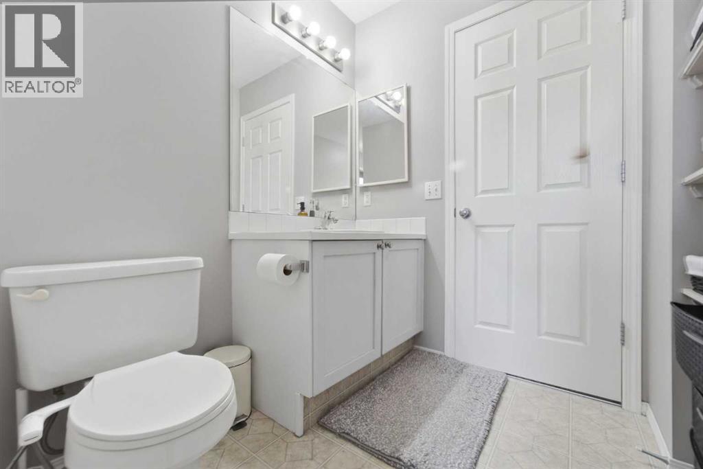 235 Citadel Meadow Bay NW, Calgary, Alberta  T3G 4Z4 - Photo 32 - A2320292