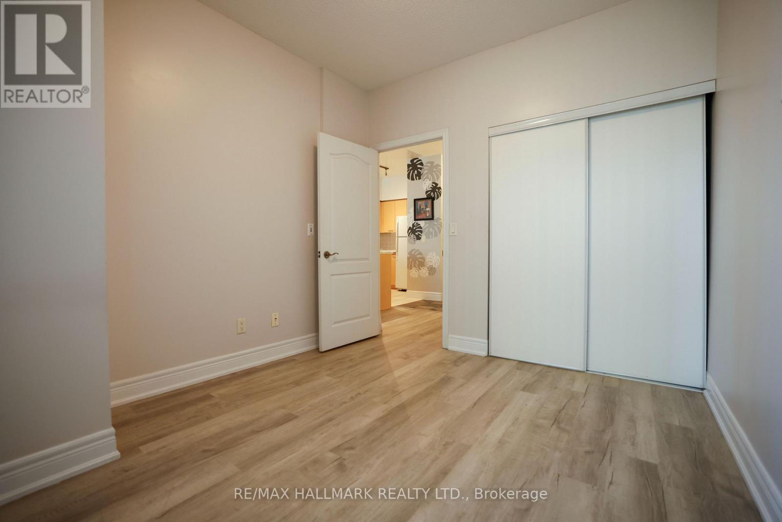 112 - 62 Suncrest Boulevard, Markham, Ontario  L3T 7Y6 - Photo 14 - N13431034