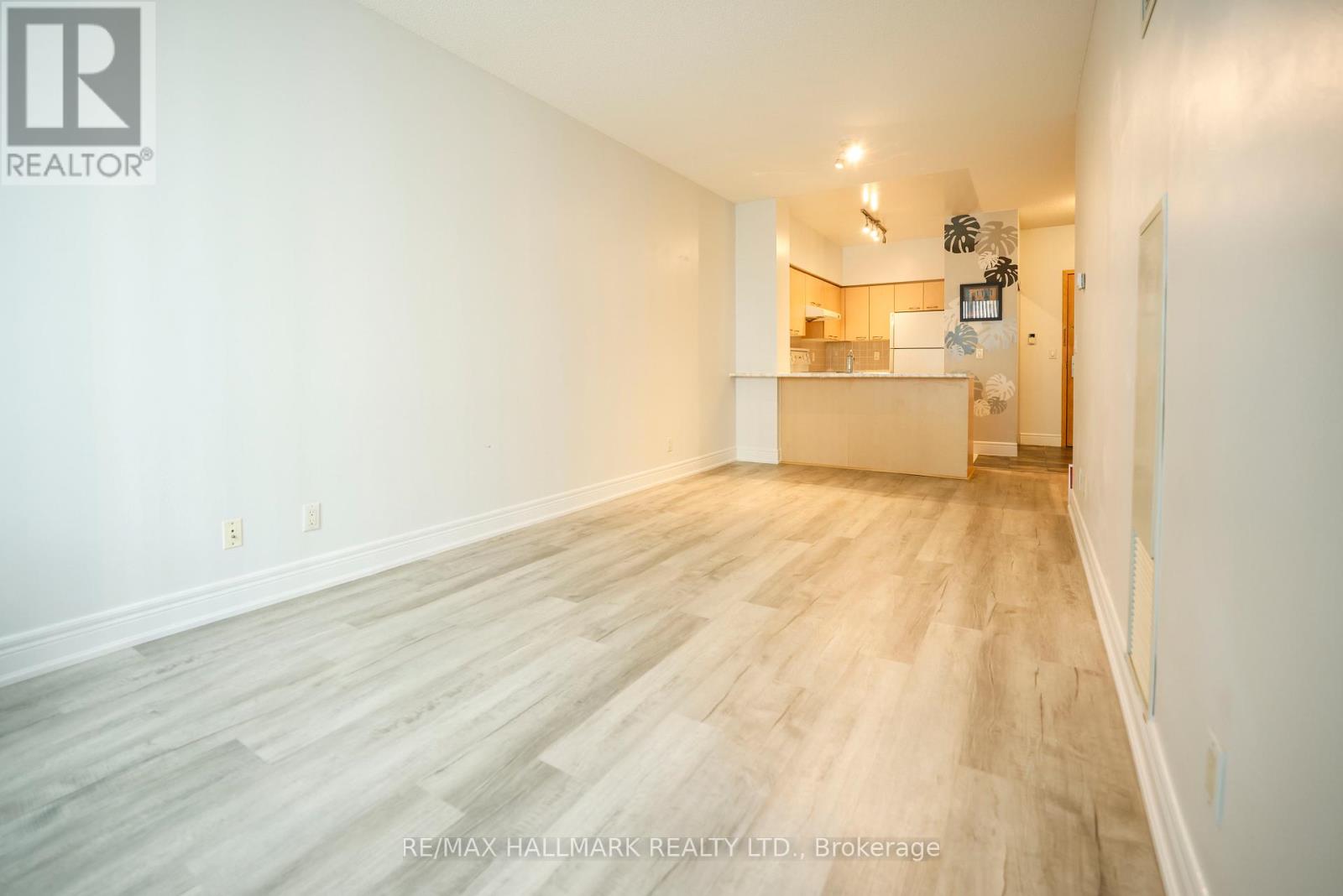 112 - 62 Suncrest Boulevard, Markham, Ontario  L3T 7Y6 - Photo 9 - N13431034