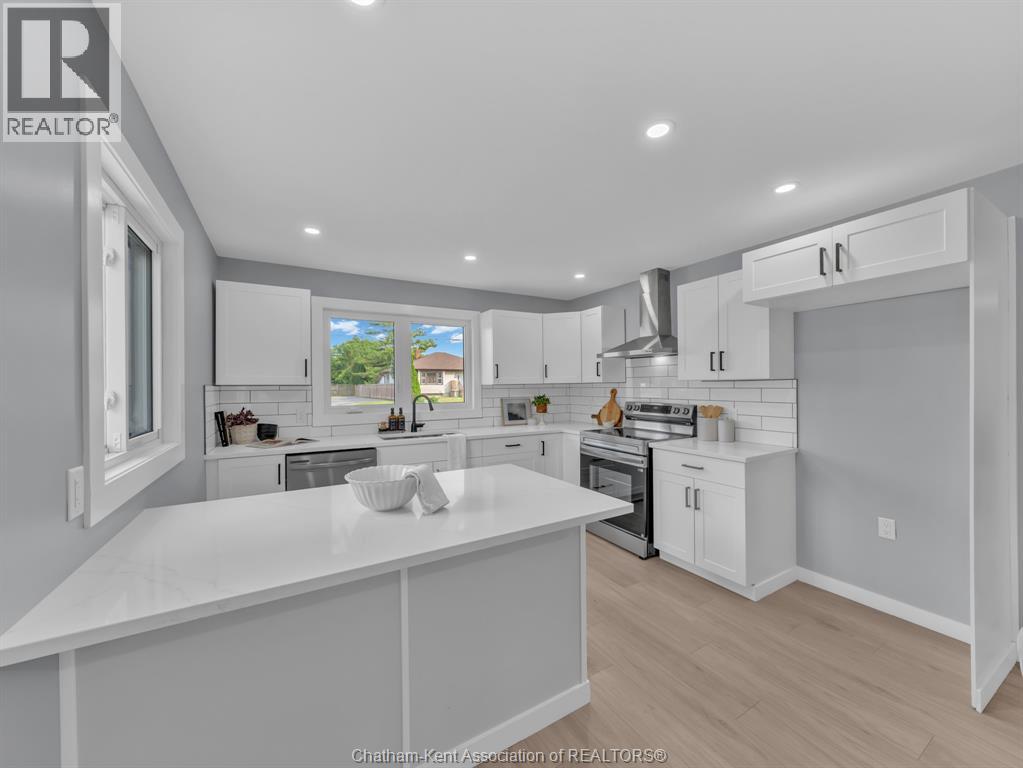 7 Oxley Drive, Chatham, Ontario  N7L 2K5 - Photo 7 - 26013529