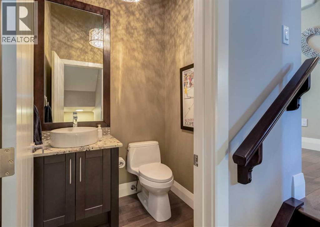 2039 45 Avenue Sw, Calgary, Alberta  T2T 2P6 - Photo 22 - A2320096