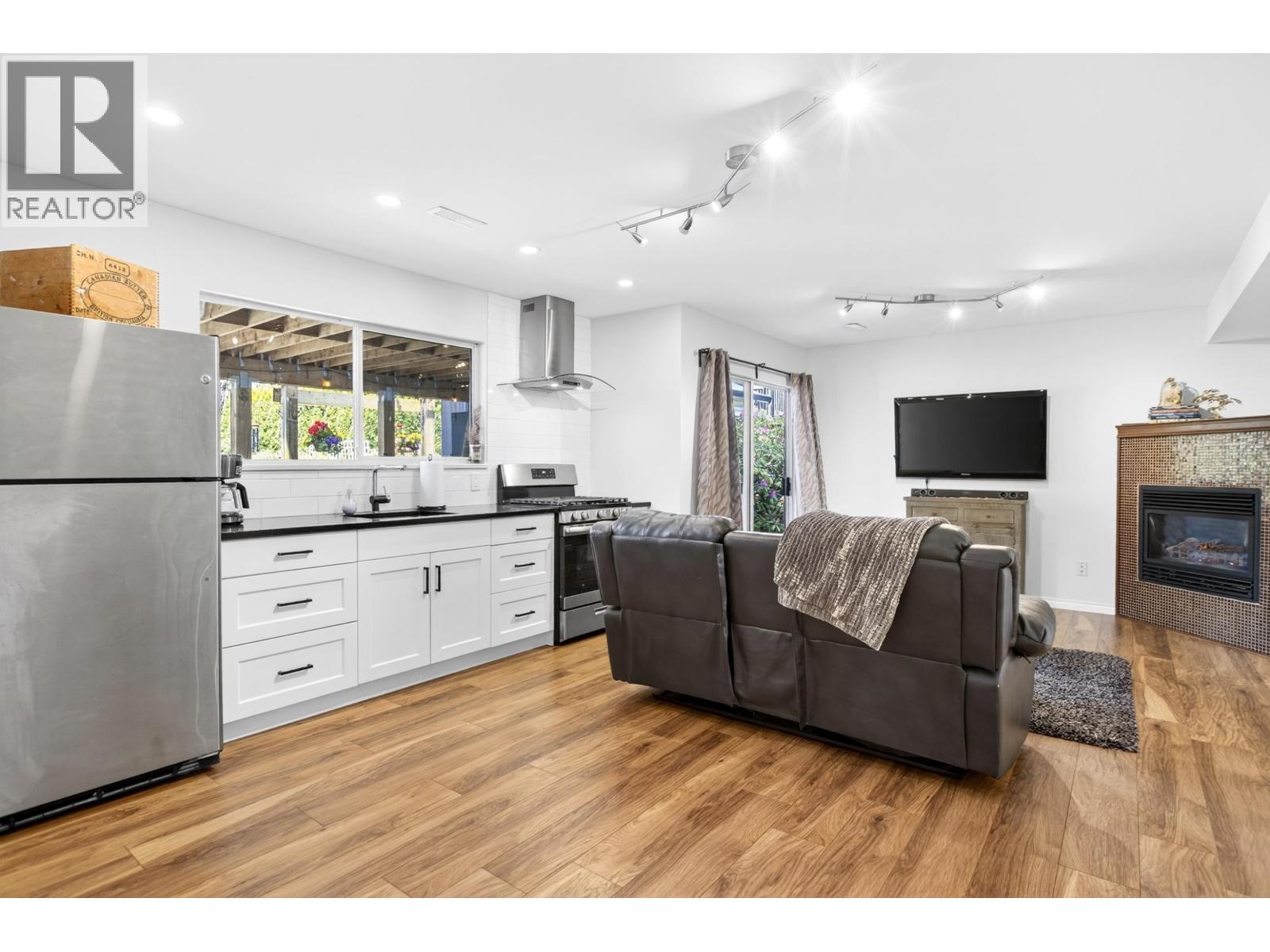 23239 116a Avenue, Maple Ridge, British Columbia  V2X 2K5 - Photo 32 - R3135054
