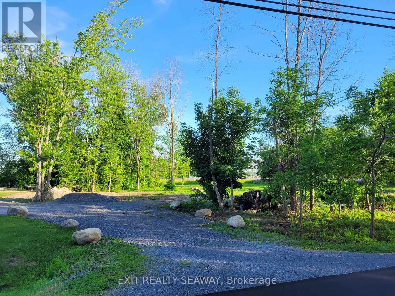 003 Manning Road, South Stormont, Ontario  K0C 1M0 - Photo 2 - X13093178