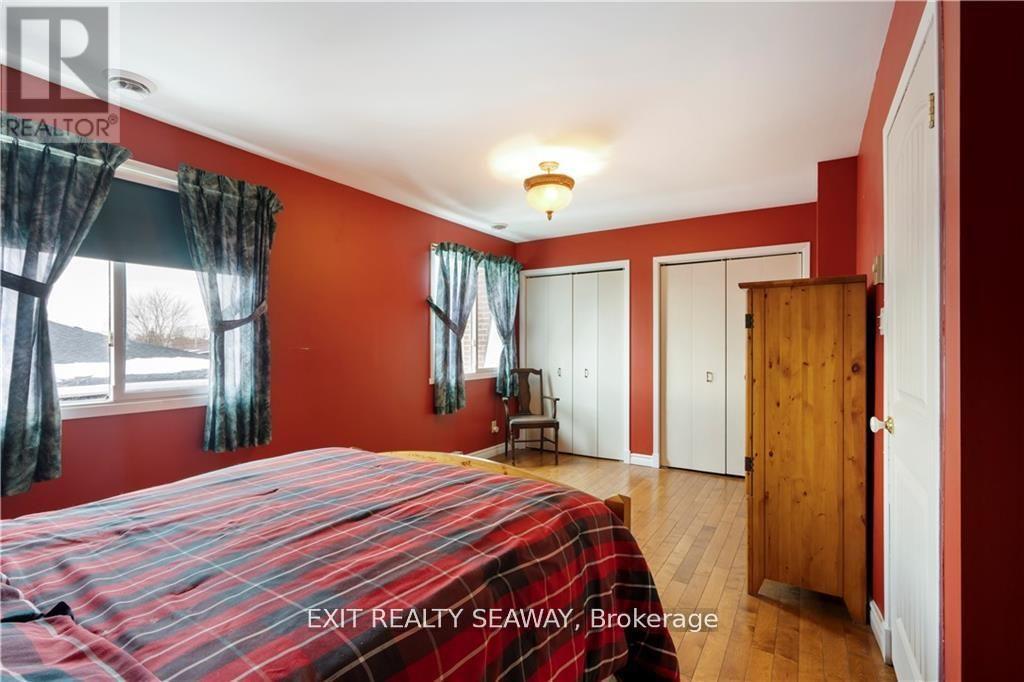 400 Lynwood Drive, Cornwall, Ontario  K6H 5H3 - Photo 13 - X13433832
