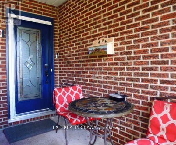 400 Lynwood Drive, Cornwall, Ontario  K6H 5H3 - Photo 2 - X13433832