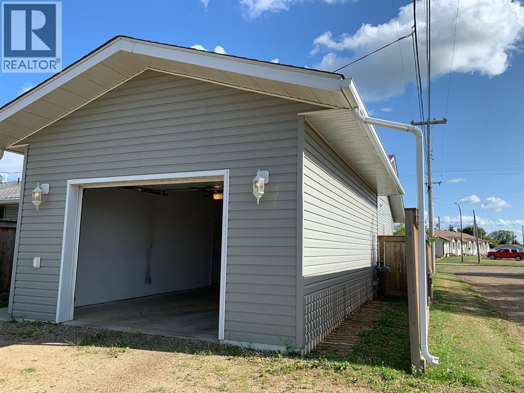 4914,4916, 4918, 4920 52 Avenue, Grimshaw, Alberta  T0H 1W0 - Photo 18 - GP202357