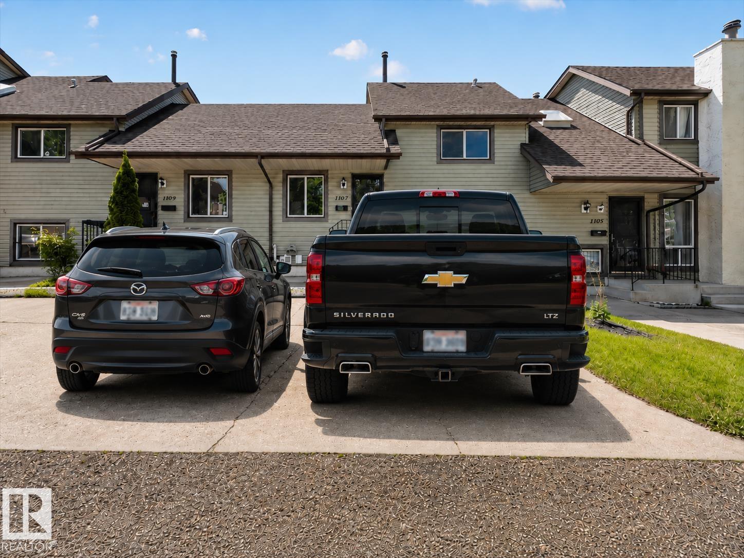 1107 62 St NW, Edmonton, Alberta  T6L 2H7 - Photo 2 - E4493140