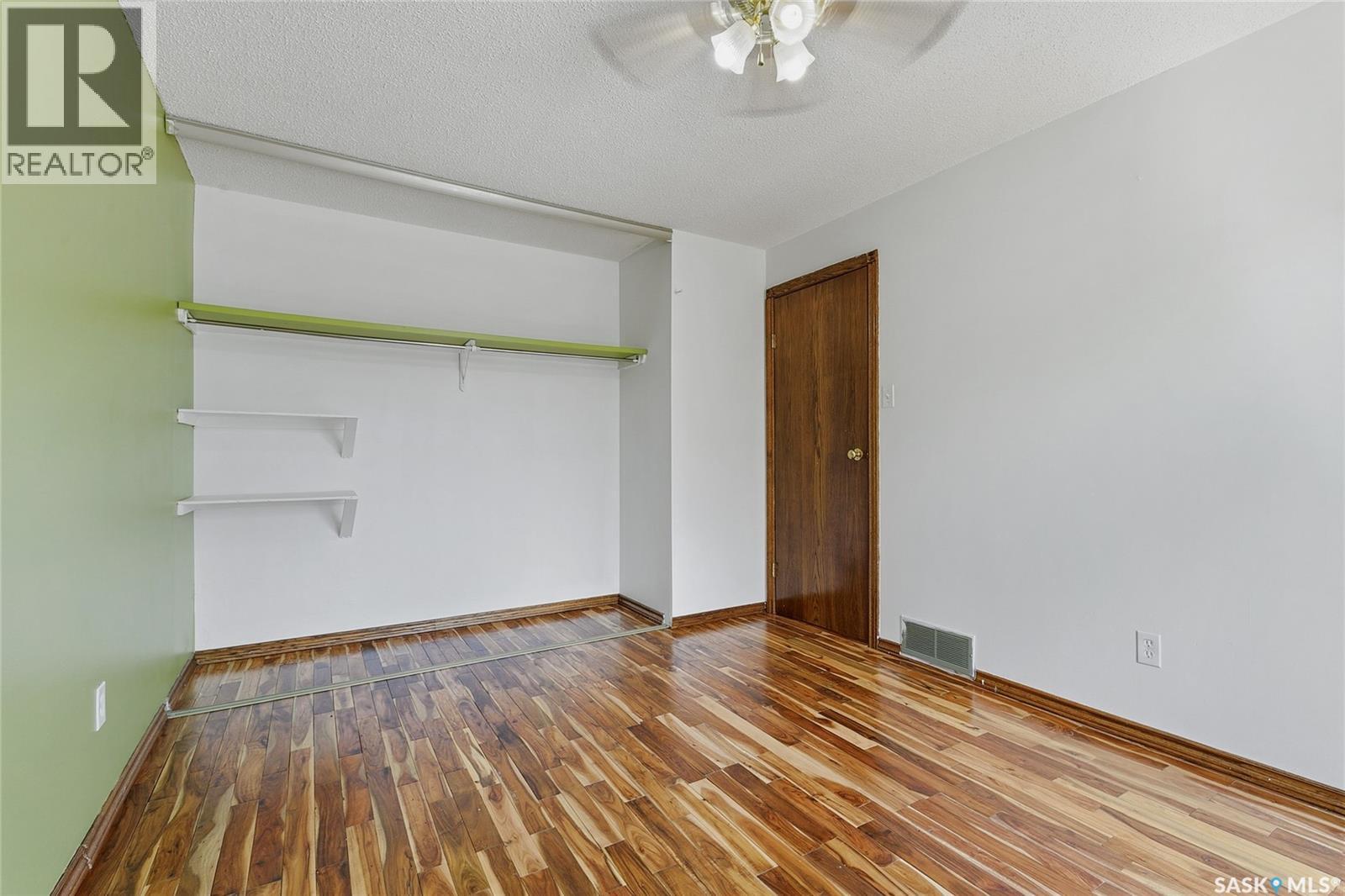 986 Rowell Crescent N, Regina, Saskatchewan  S4X 2A6 - Photo 13 - SK039050