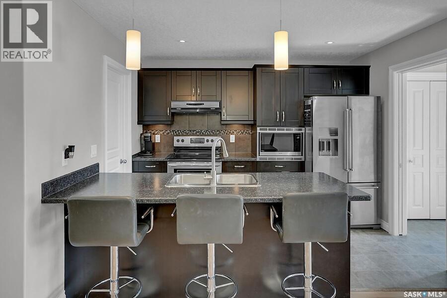 8705 Hincks Lane, Regina, Saskatchewan  S4Y 0B9 - Photo 9 - SK038923