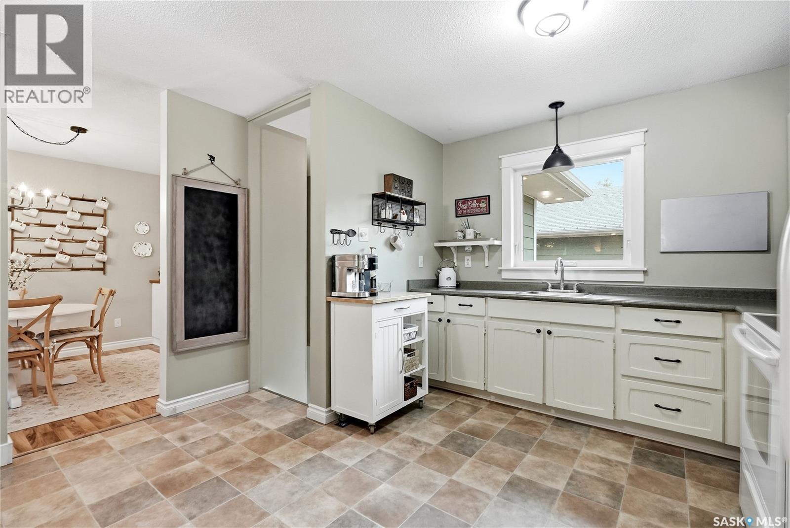 328 Carleton Drive, Saskatoon, Saskatchewan  S7H 4C1 - Photo 15 - SK038789